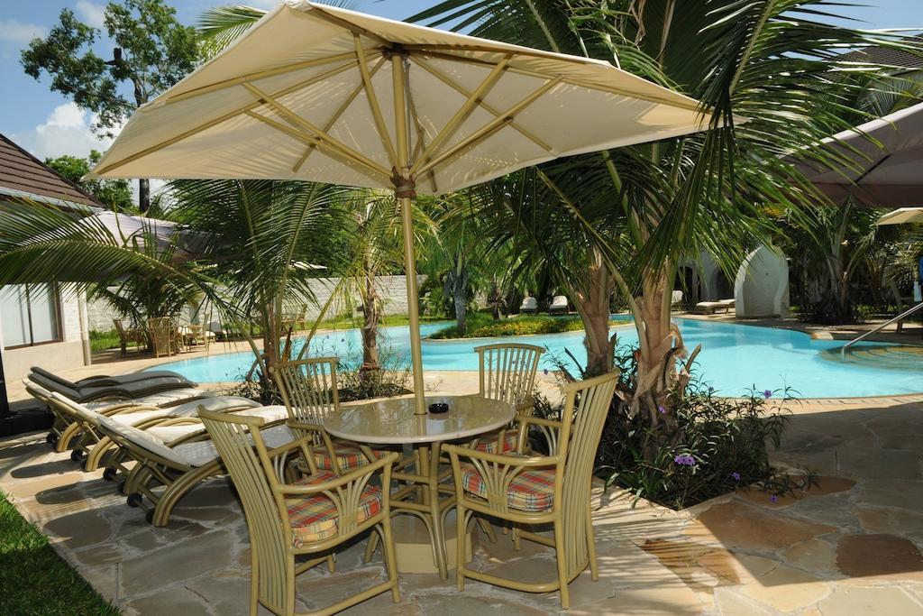 Lotfa Resort Diani Диани Бийч Екстериор снимка