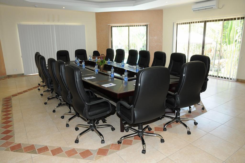 Lotfa Resort Diani Диани Бийч Екстериор снимка