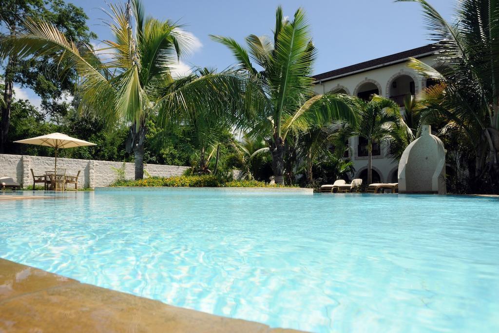 Lotfa Resort Diani Диани Бийч Екстериор снимка