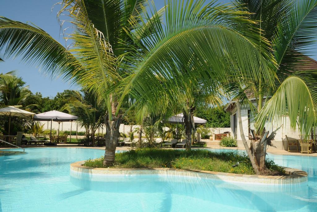 Lotfa Resort Diani Диани Бийч Екстериор снимка