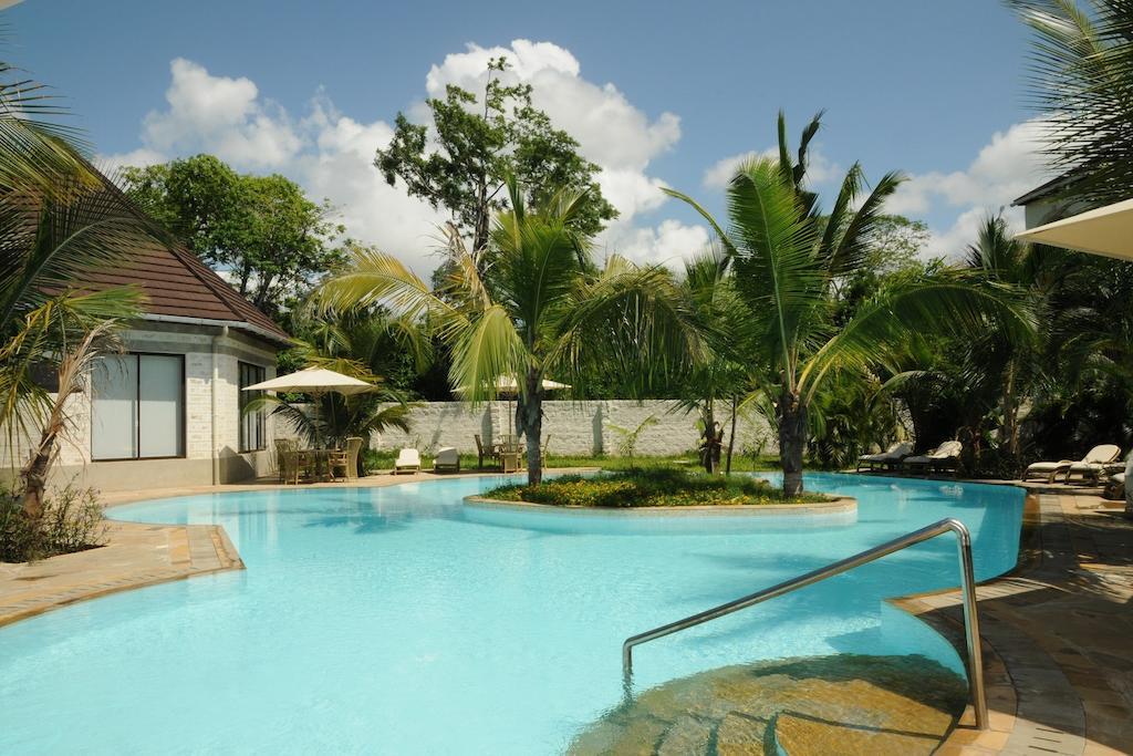Lotfa Resort Diani Диани Бийч Екстериор снимка