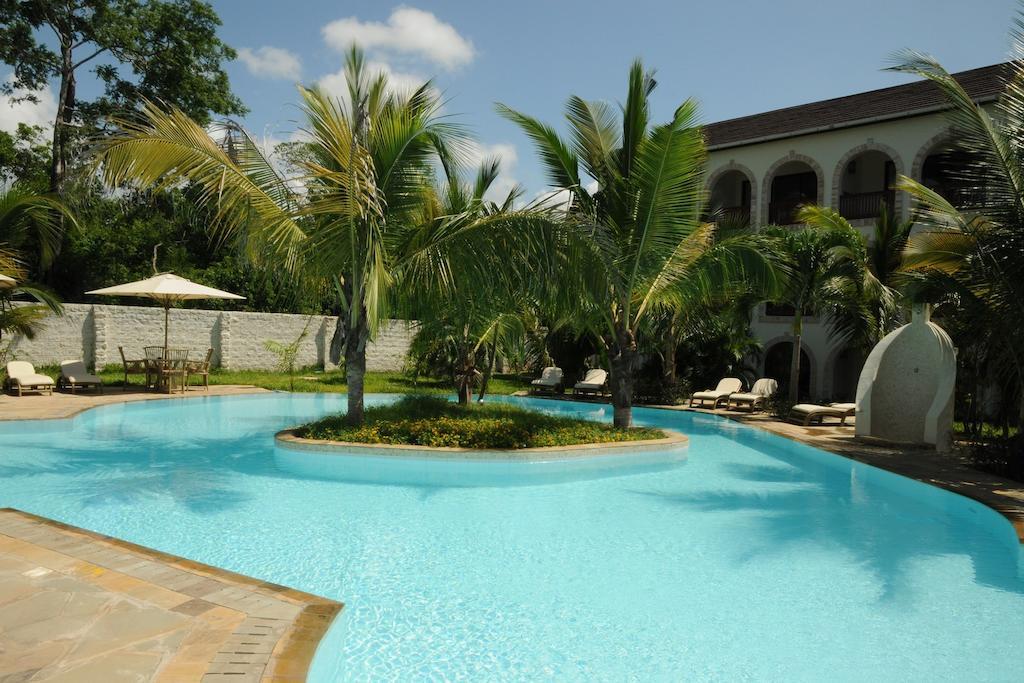 Lotfa Resort Diani Диани Бийч Екстериор снимка