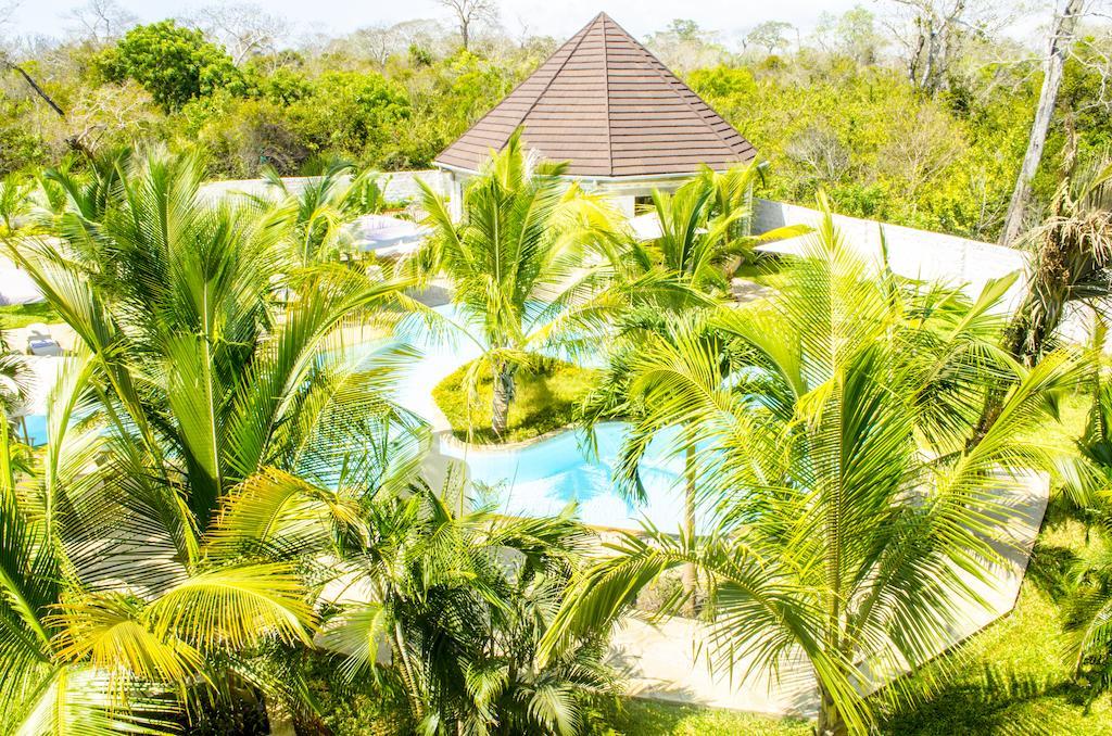 Lotfa Resort Diani Диани Бийч Екстериор снимка